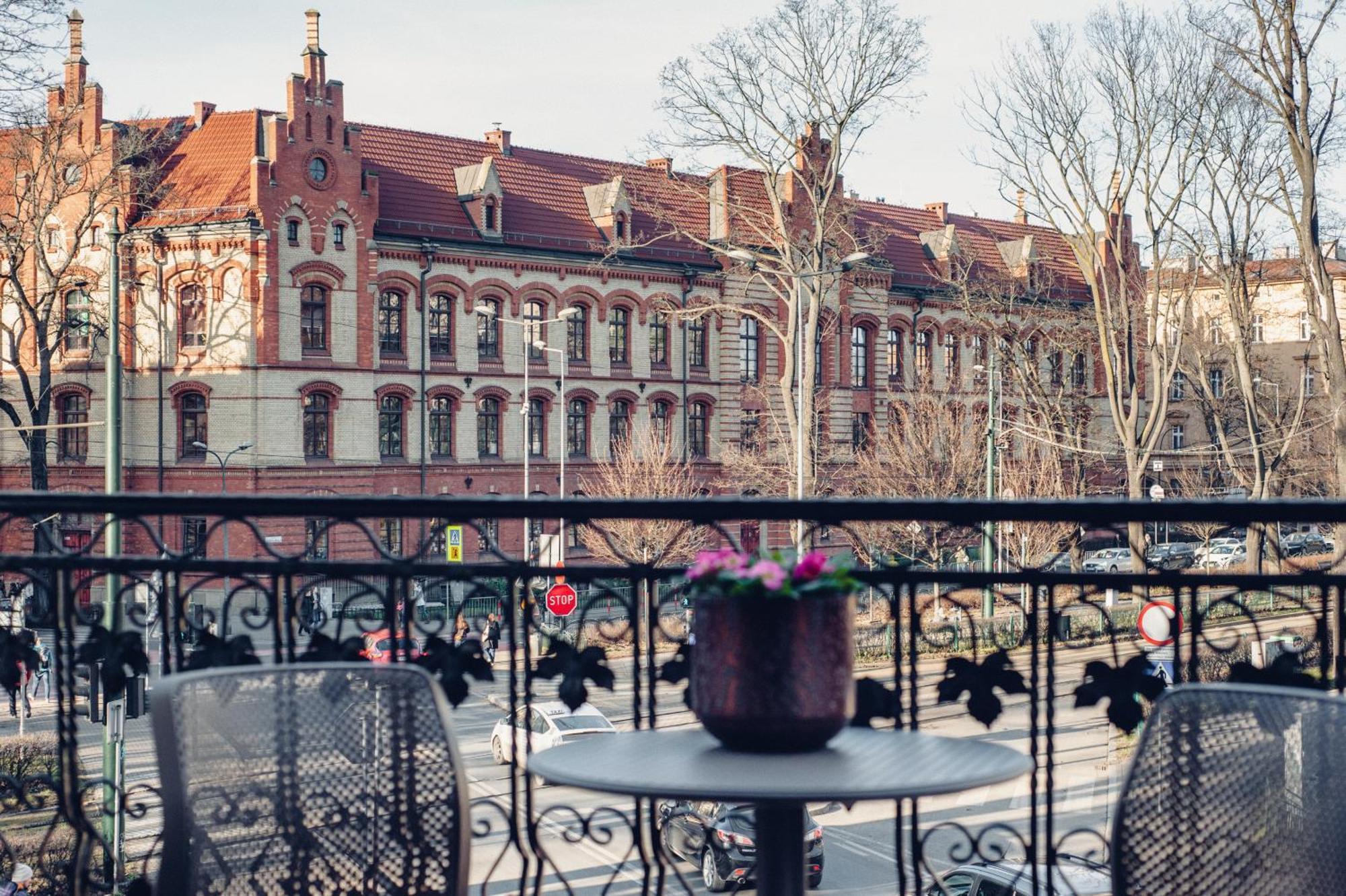 Be Happy Apartments Krakow Bagian luar foto
